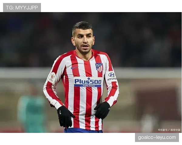 阿库尼亚战术适配性显著提升,助力球队状态回暖斩获关键胜利 阿库尼亚战术适配性显著提升,助力球队状态回暖斩获关键胜利