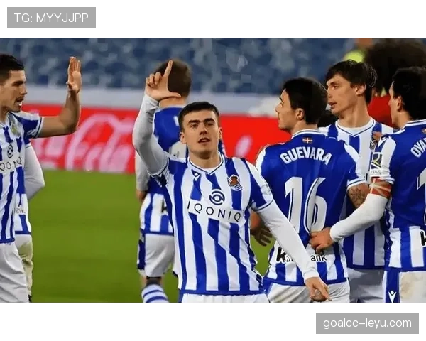 皇家社会定位球建功逆转取胜，状态回升剑指西甲巅峰