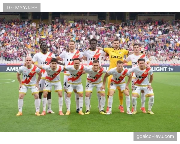 西甲巴列卡诺球迷狂热 西甲巴列卡诺球迷狂热