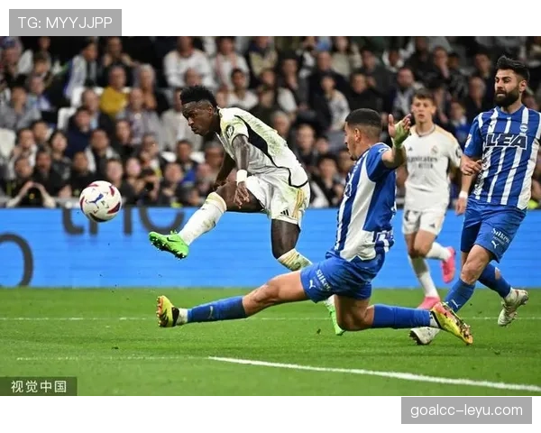 维尼修斯巅峰赛季表现解析:进球助攻双线提升的关键原因 维尼修斯巅峰赛季表现解析:进球助攻双线提升的关键原因