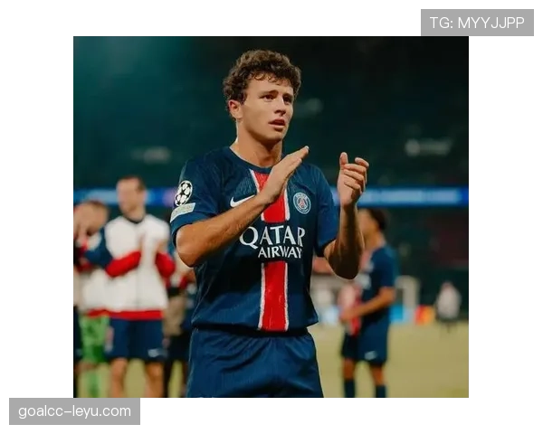 维蒂尼亚与顶级中场差距分析：组织能力与比赛影响力的具体对比