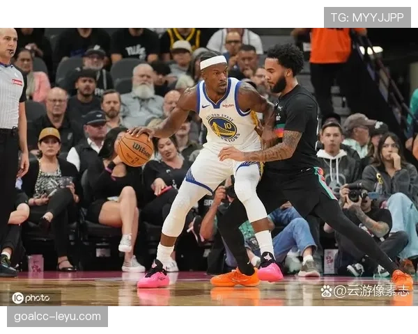 威斯布鲁克突破创造投篮机会显著提升季后赛关键时刻效率